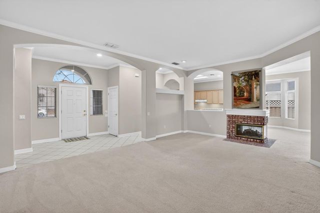 6108 Granite Flat Ln, Roseville, CA 95747