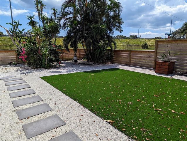 3200 22ND STREET N, St Petersburg, FL 33713