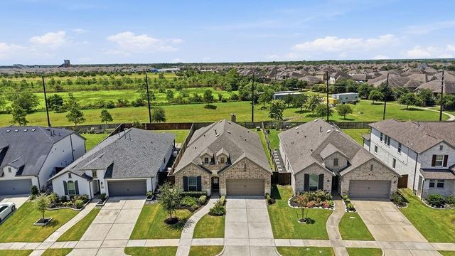4042 Shackleton Court, Iowa Colony, TX 77583