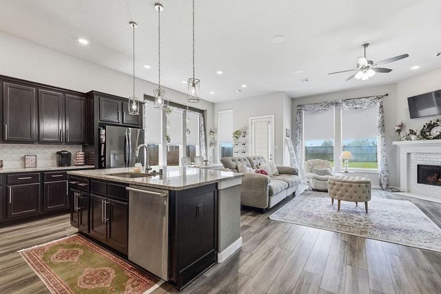 4042 Shackleton Court, Iowa Colony, TX 77583
