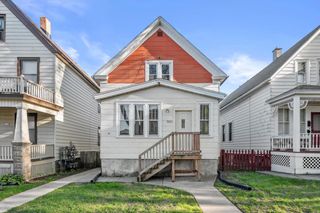 3651 E Barnard AVENUE #3651A, Cudahy, WI 53110