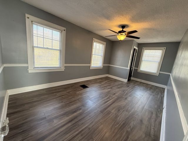 617 W Lincolnway Road, Morrison, IL 61270