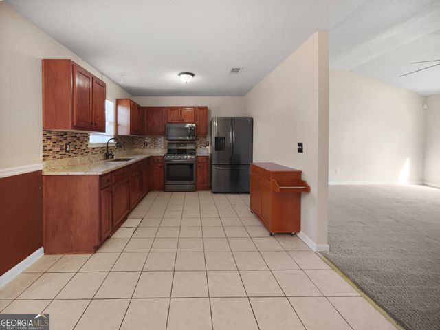 517 Brenston Court, Ellenwood, GA 30294