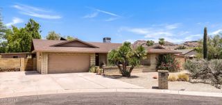 864 E PARADISE Lane, Phoenix, AZ 85022