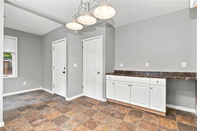 1270 Alberta Street, Barberton, OH 44203