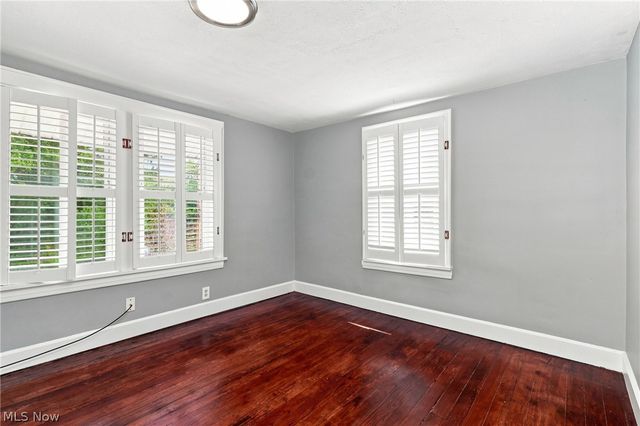 1270 Alberta Street, Barberton, OH 44203