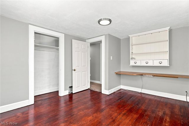 1270 Alberta Street, Barberton, OH 44203