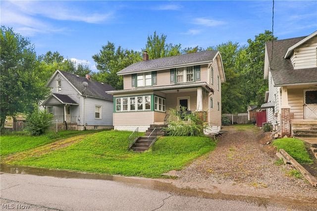 1270 Alberta Street, Barberton, OH 44203