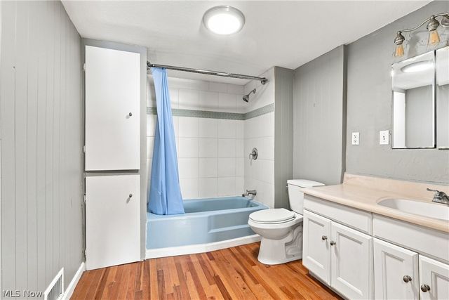 1270 Alberta Street, Barberton, OH 44203