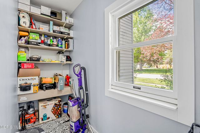 322 North Street, Waterville, OH 43566