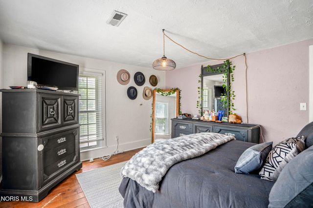 322 North Street, Waterville, OH 43566