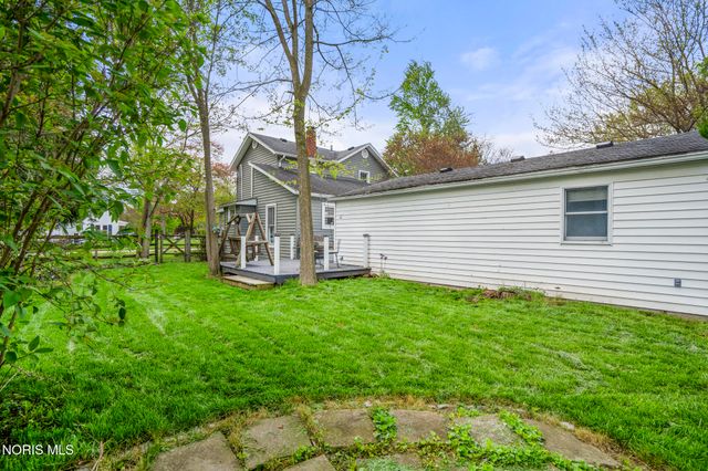 322 North Street, Waterville, OH 43566