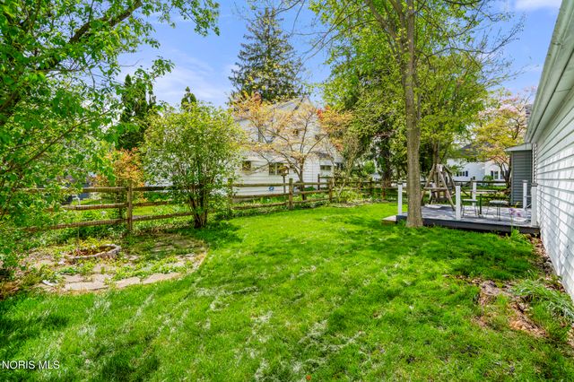 322 North Street, Waterville, OH 43566