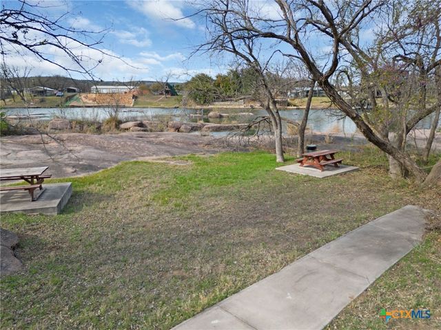 223 Timberline Drive, Burnet, TX 78611