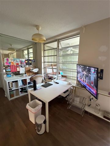 2980 Point East Dr D101, Aventura, FL 33160