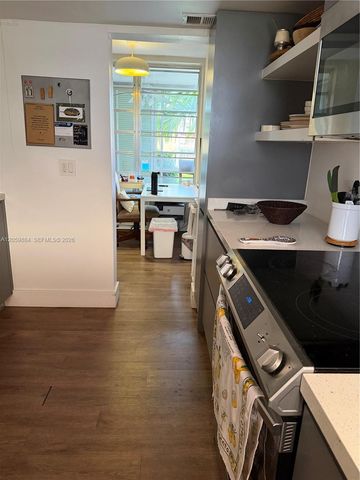 2980 Point East Dr D101, Aventura, FL 33160