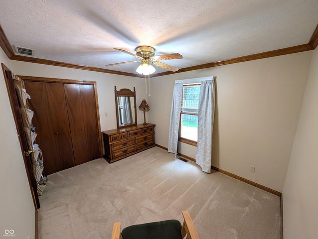 5011 Countess Drive, Columbus, IN 47203