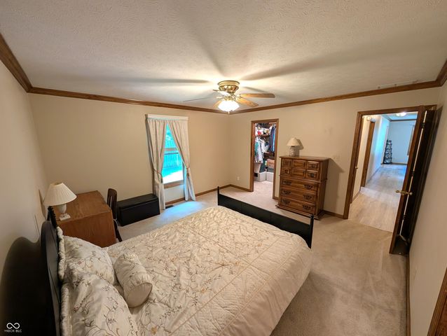 5011 Countess Drive, Columbus, IN 47203