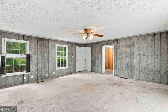 458 Mehaffey Drive, Fairburn, GA 30213