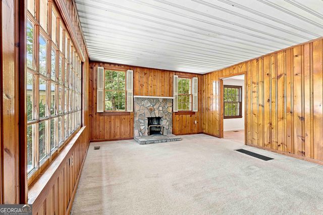 458 Mehaffey Drive, Fairburn, GA 30213