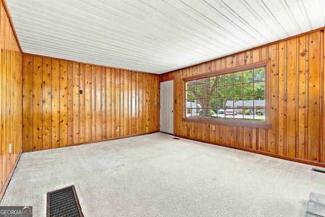 458 Mehaffey Drive, Fairburn, GA 30213