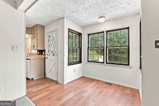 458 Mehaffey Drive, Fairburn, GA 30213