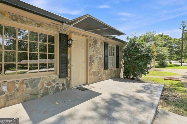 458 Mehaffey Drive, Fairburn, GA 30213