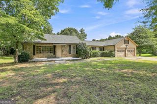 458 Mehaffey Drive, Fairburn, GA 30213