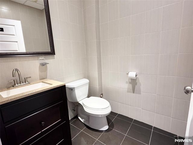 801 Palisade Avenue, Fort Lee, NJ 07024