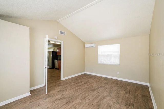 6405 REGATTA COURT, Tampa, FL 33634