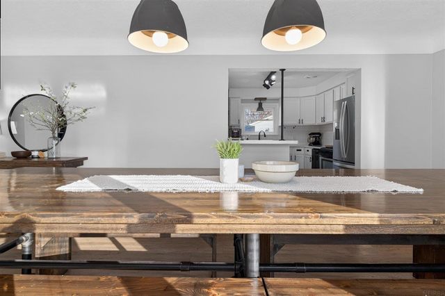 3814 Hillside Drive, Cedar Falls, IA 50613