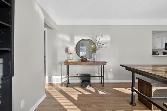 3814 Hillside Drive, Cedar Falls, IA 50613