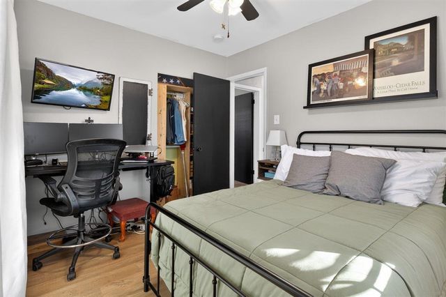 3814 Hillside Drive, Cedar Falls, IA 50613