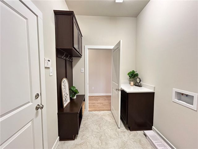 1935 Pinemont View Drive, Bryan, TX 77807