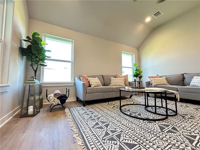 1935 Pinemont View Drive, Bryan, TX 77807