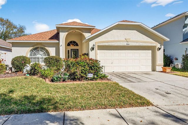 9324 HIDDEN WATER CIRCLE, Riverview, FL 33578