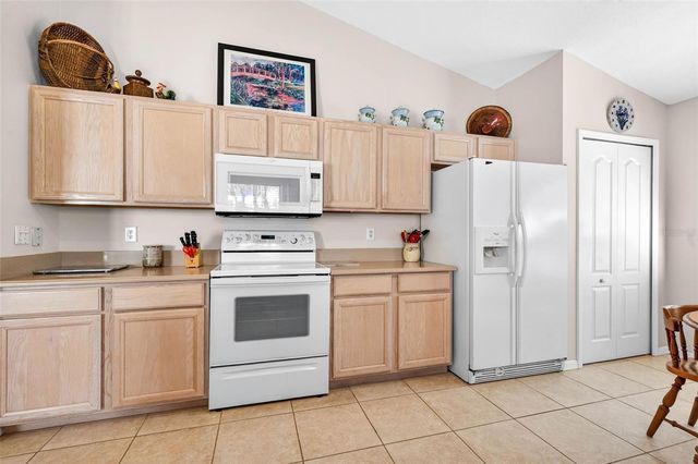 9324 HIDDEN WATER CIRCLE, Riverview, FL 33578