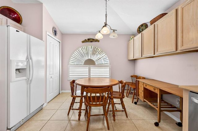 9324 HIDDEN WATER CIRCLE, Riverview, FL 33578