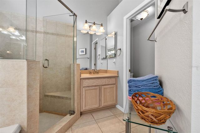 9324 HIDDEN WATER CIRCLE, Riverview, FL 33578