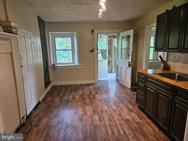 107 BETHESDA, Elverson, PA 19520