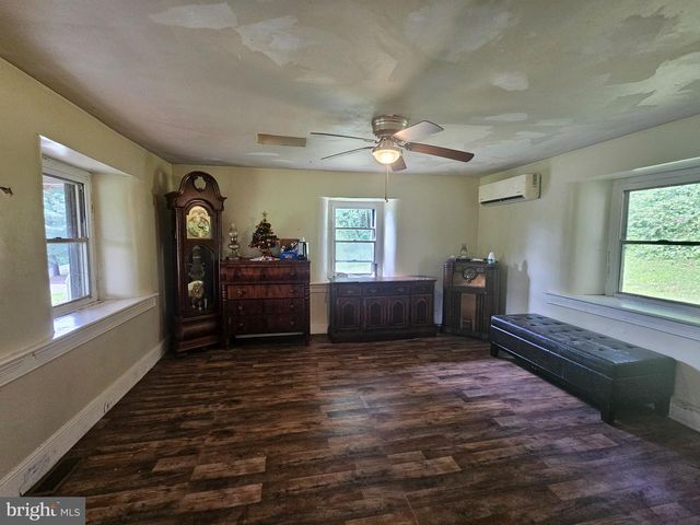 107 BETHESDA, Elverson, PA 19520