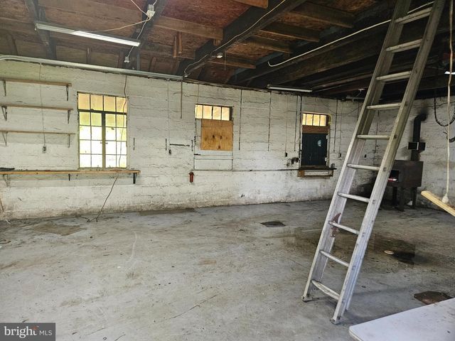 107 BETHESDA, Elverson, PA 19520
