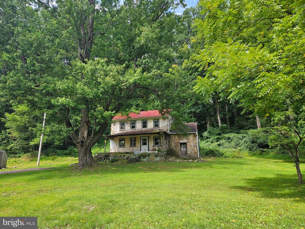 107 BETHESDA, Elverson, PA 19520