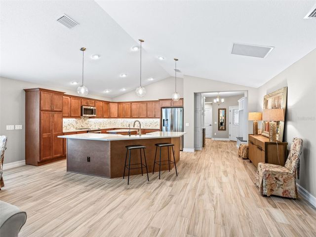 889 JAY STREET, The Villages, FL 32163