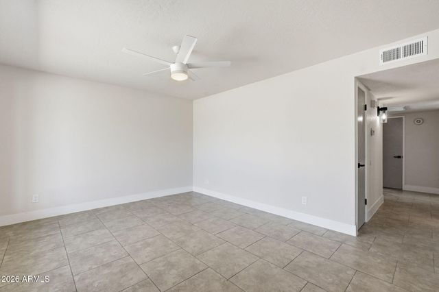 1327 W PIUTE Avenue, Phoenix, AZ 85027