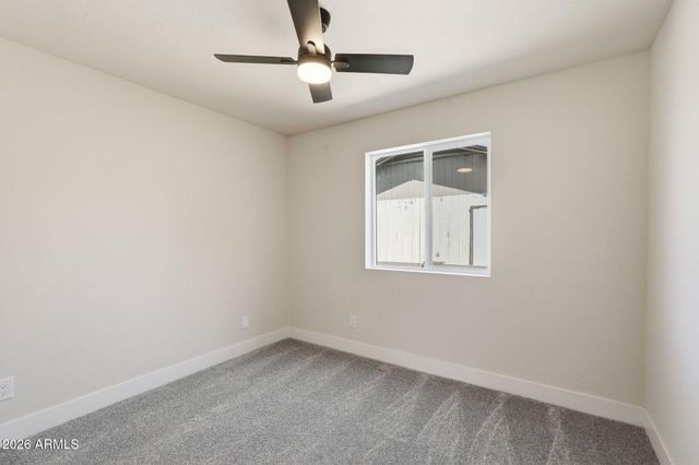 1327 W PIUTE Avenue, Phoenix, AZ 85027