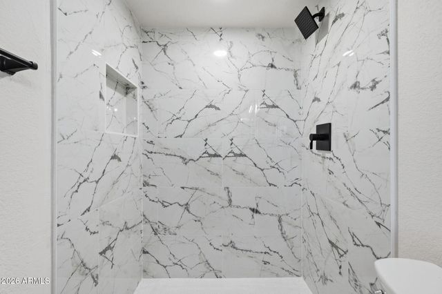 1327 W PIUTE Avenue, Phoenix, AZ 85027