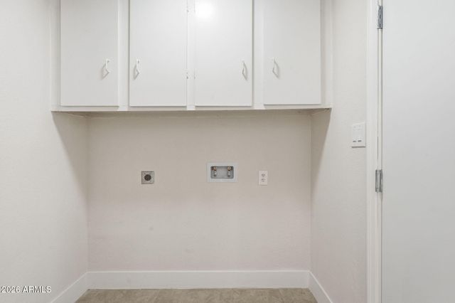 1327 W PIUTE Avenue, Phoenix, AZ 85027