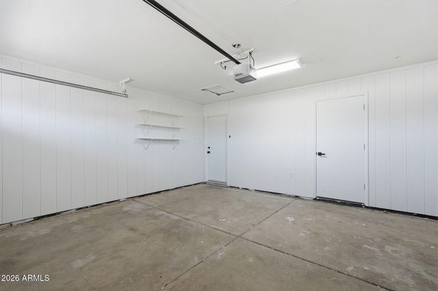 1327 W PIUTE Avenue, Phoenix, AZ 85027