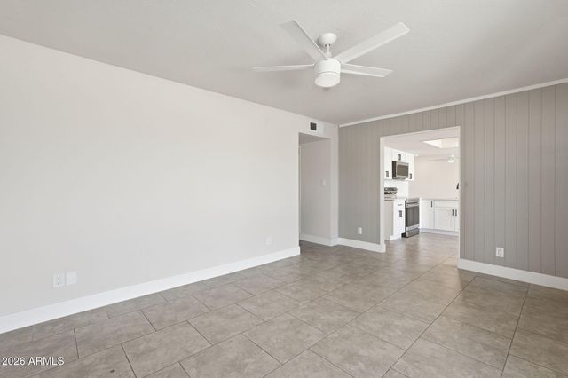 1327 W PIUTE Avenue, Phoenix, AZ 85027